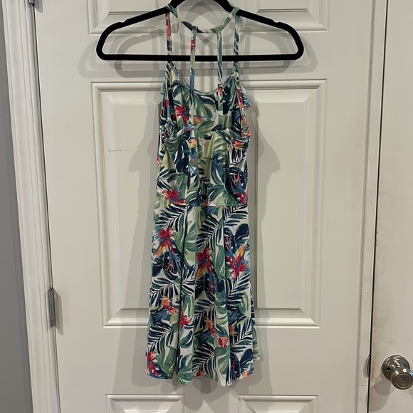Abercrombie Kids Hawaiian Print Dress Size 11/12 white floral - worn one time - Picture 3 of 4